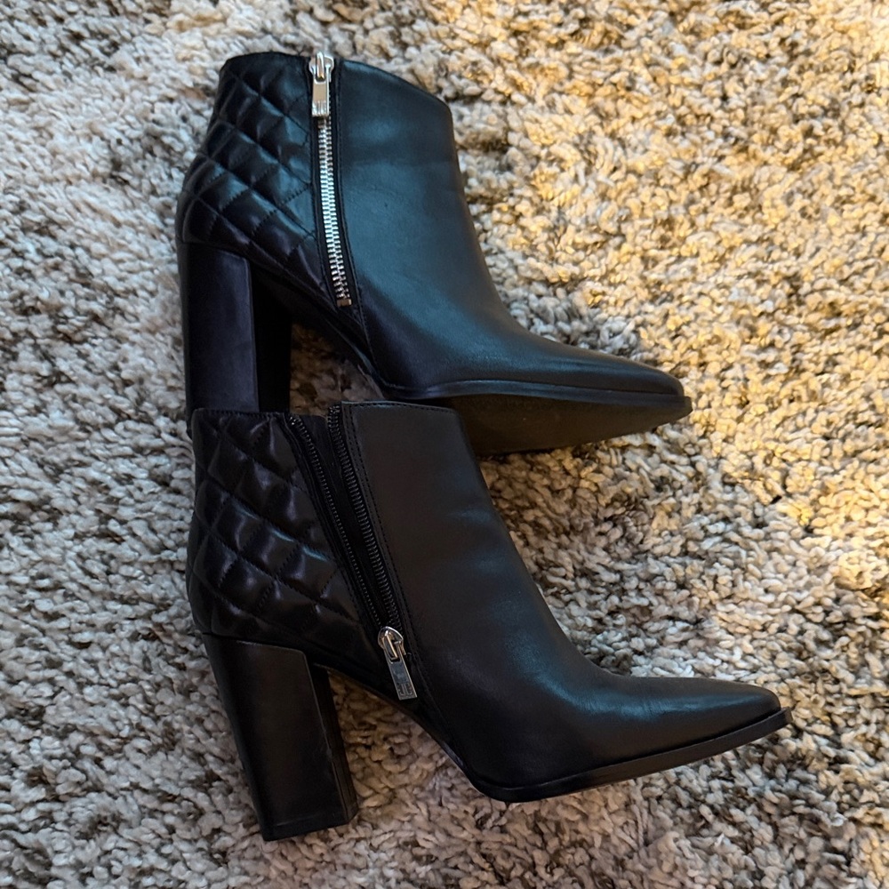Black leather Quilted Ankle Boots 6.5